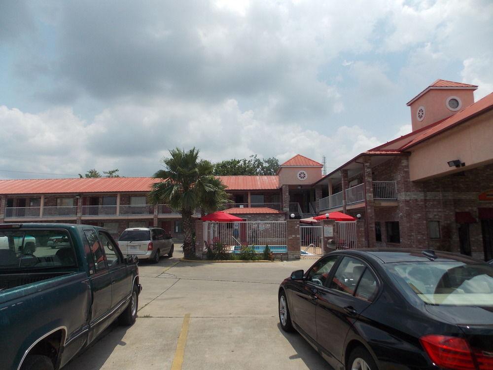Econo Lodge Inn & Suites Downtown San Antonio Bagian luar foto