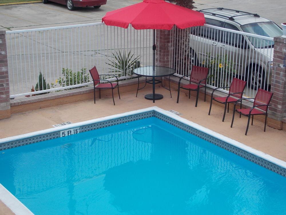 Econo Lodge Inn & Suites Downtown San Antonio Bagian luar foto